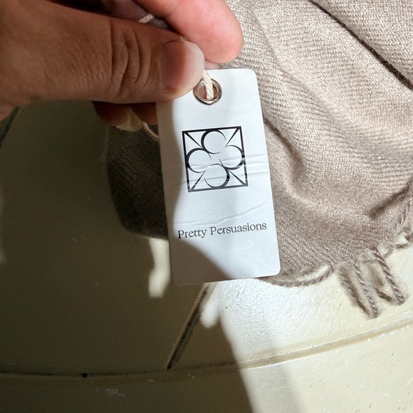 Pretty Persuasions Cozy Beige Wrap - Picture 3 of 4